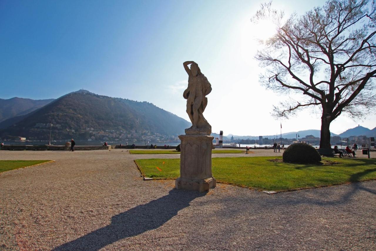 Ancient Courtyard Bonanomi In Como Historic Centre Eksteriør billede